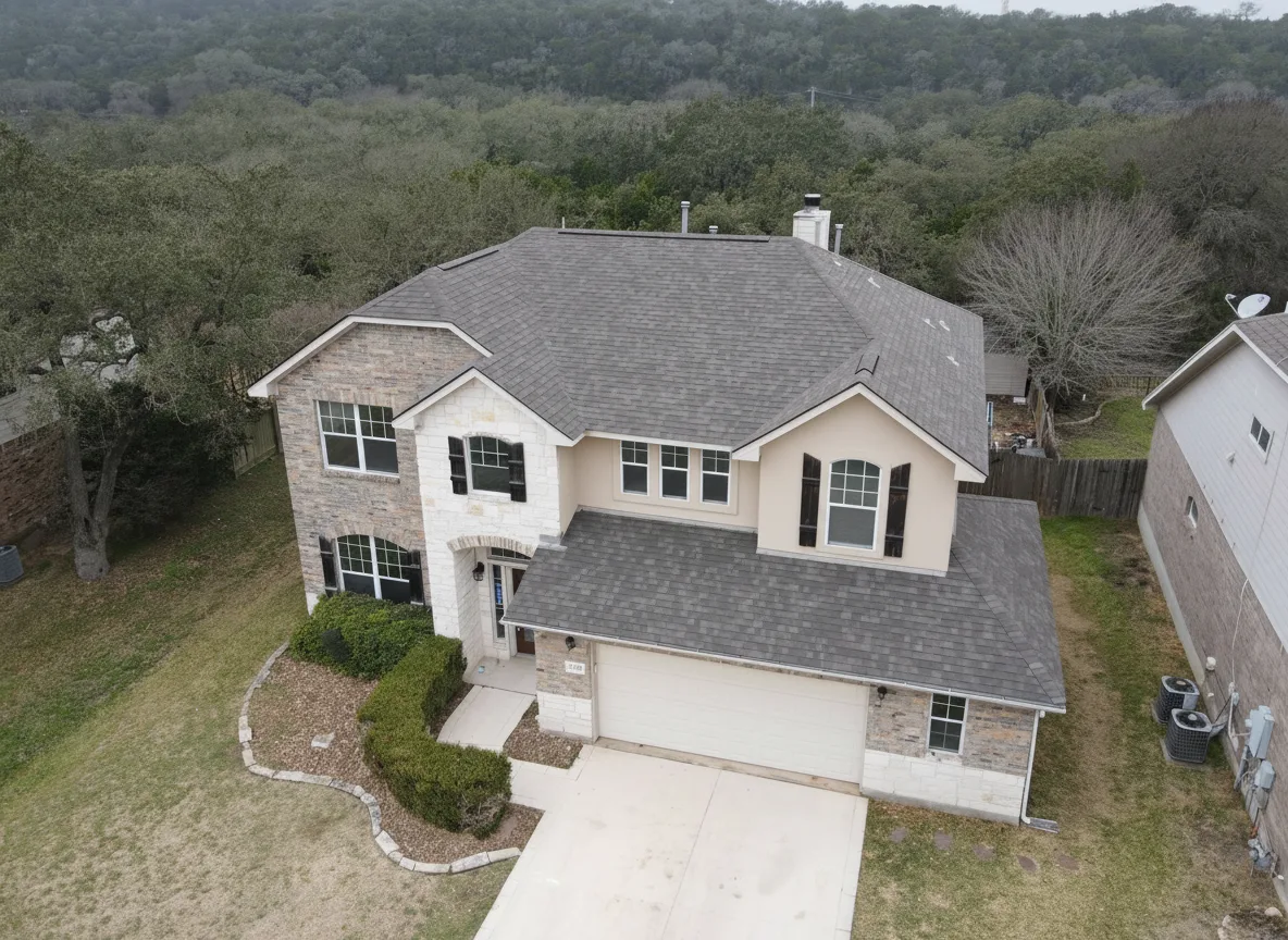 Beige house with Weathered Wood roof using Oakridge Driftwood