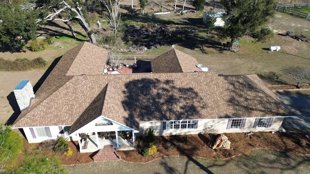 Florida home with Pinnacle Pristine MORNING HARVEST roof