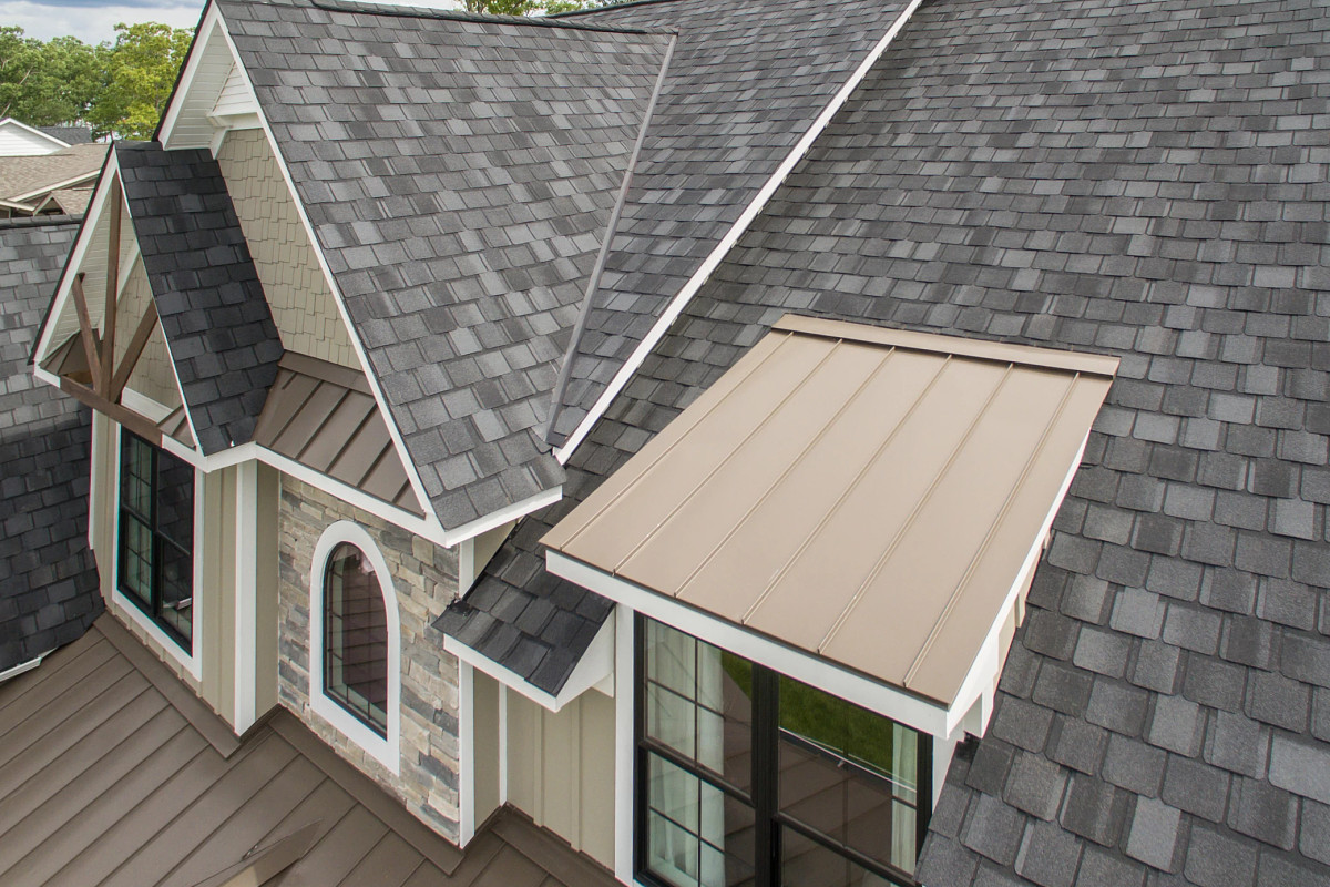 Florida home with Belmont Black Granite roof