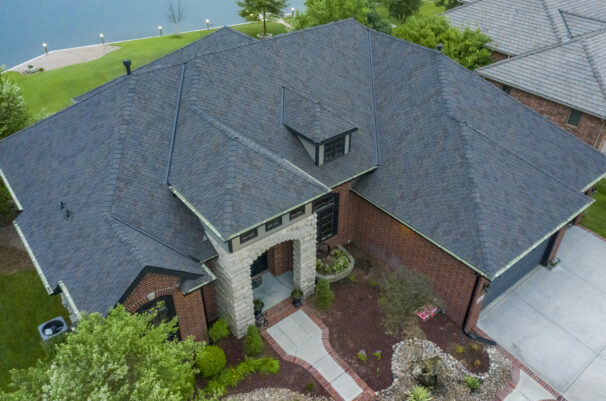 Florida home with Belmont Weathered Wood roof