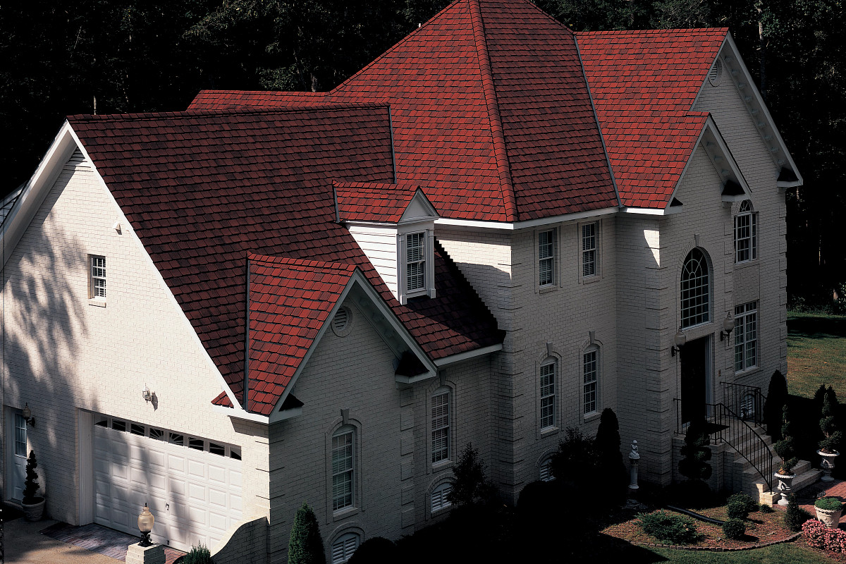 Home with CertainTeed Grand Manor Georgian Brick roof