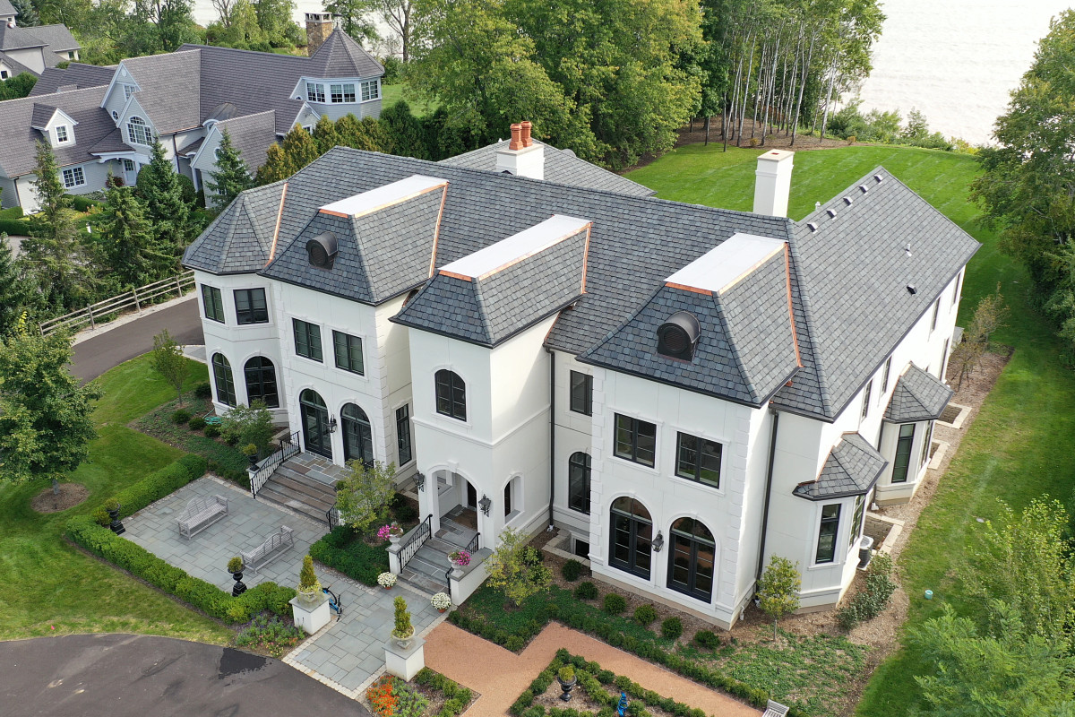 Florida home with Grand Manor Stonegate Gray roof