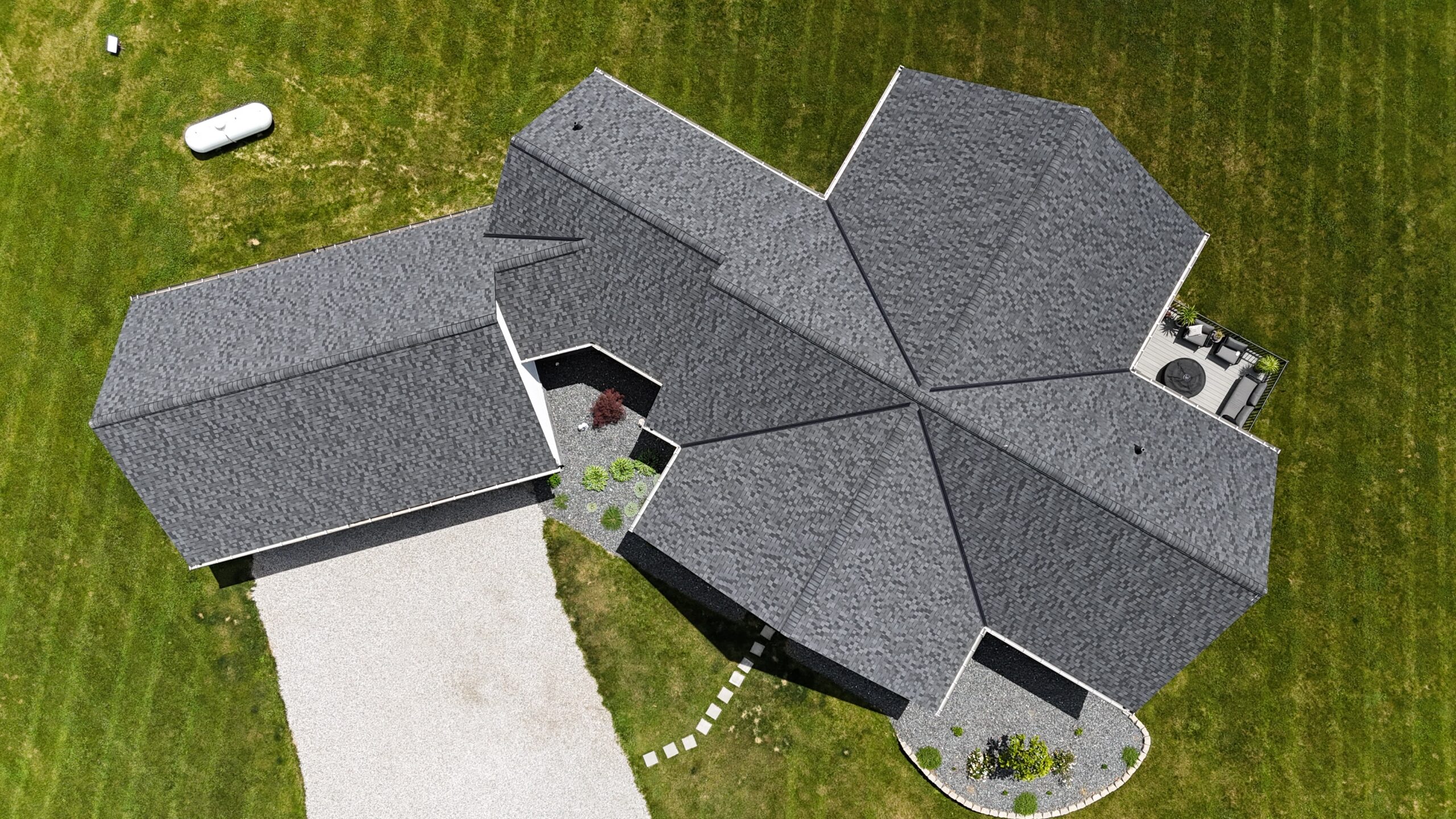 Home with CertainTeed Landmark Pewter roof