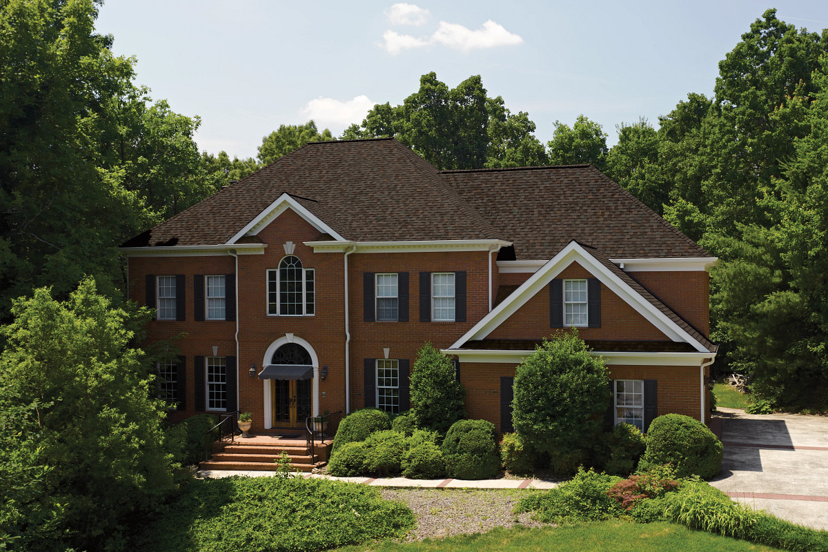 Home with CertainTeed Landmark Pro Max Def Shenandoah roof