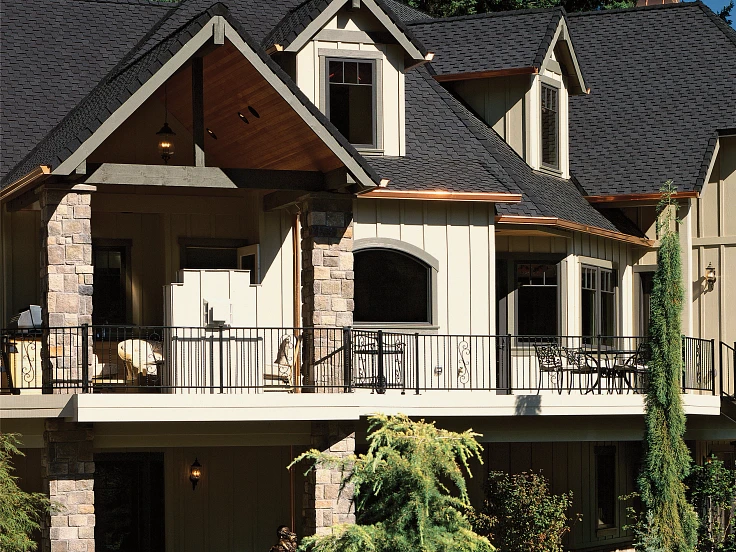 Home with CertainTeed Presidential Shake Charcoal Black roof