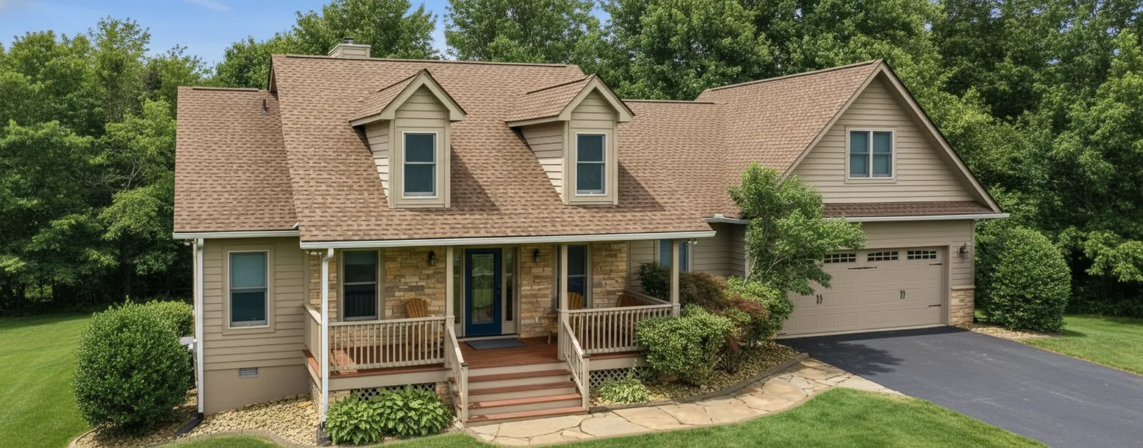 Florida home with Timberline HDZ Shakewood roof