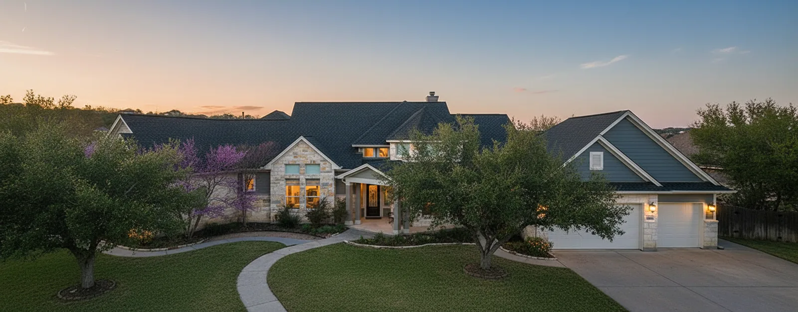 Florida home with Timberline UHDZ with UltraMat Charcoal roof