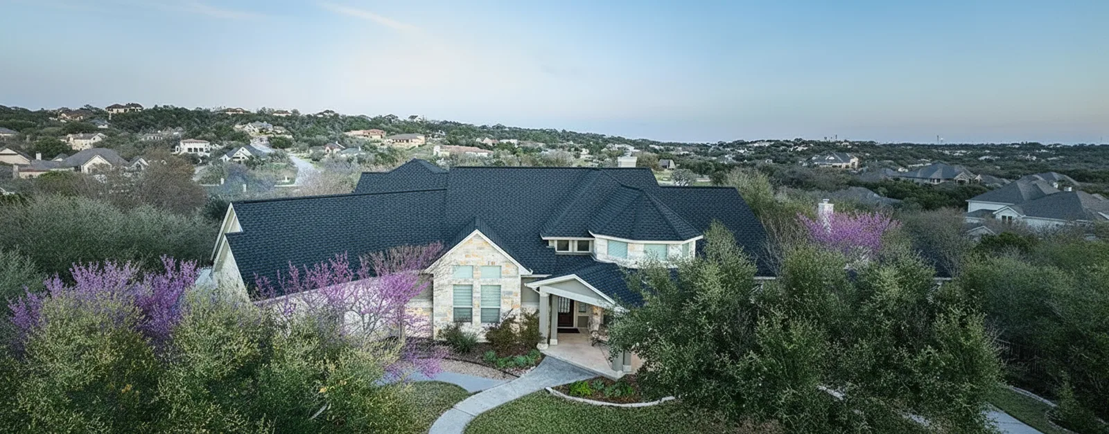 Florida home with Timberline UHDZ with UltraMat Charcoal roof