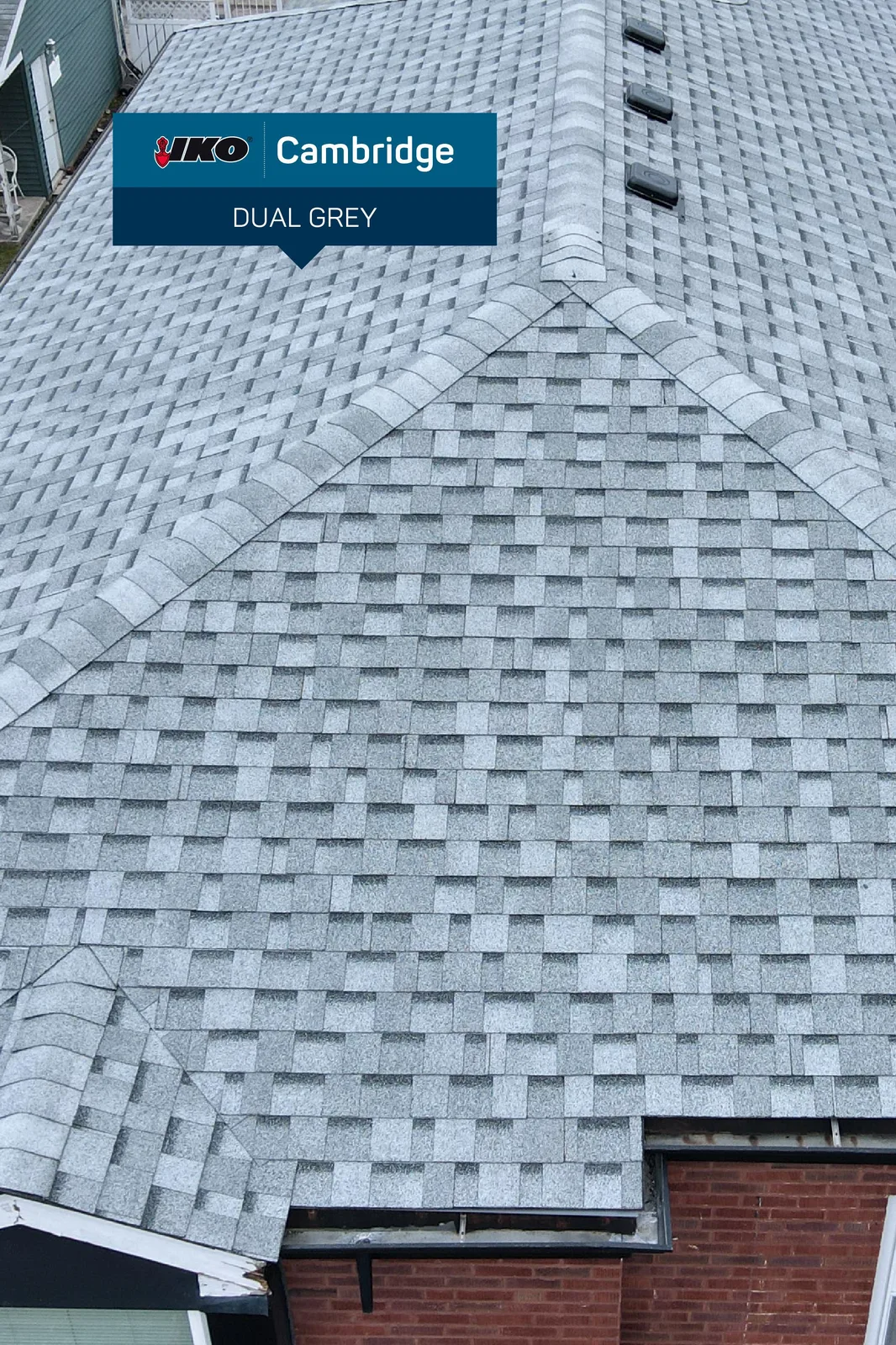 Florida home with Cambridge Dual Grey roof