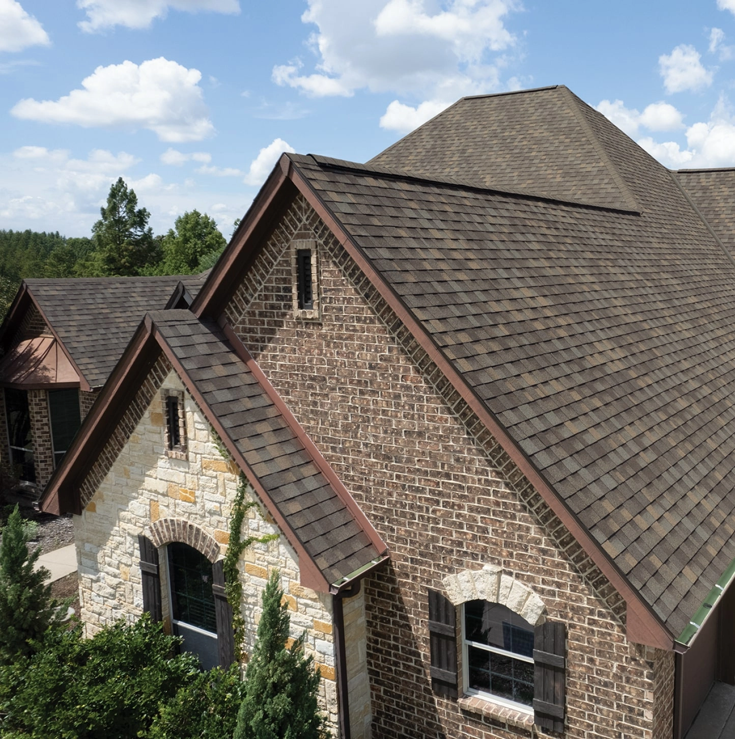 Florida home with Dynasty Cornerstone WWD roof