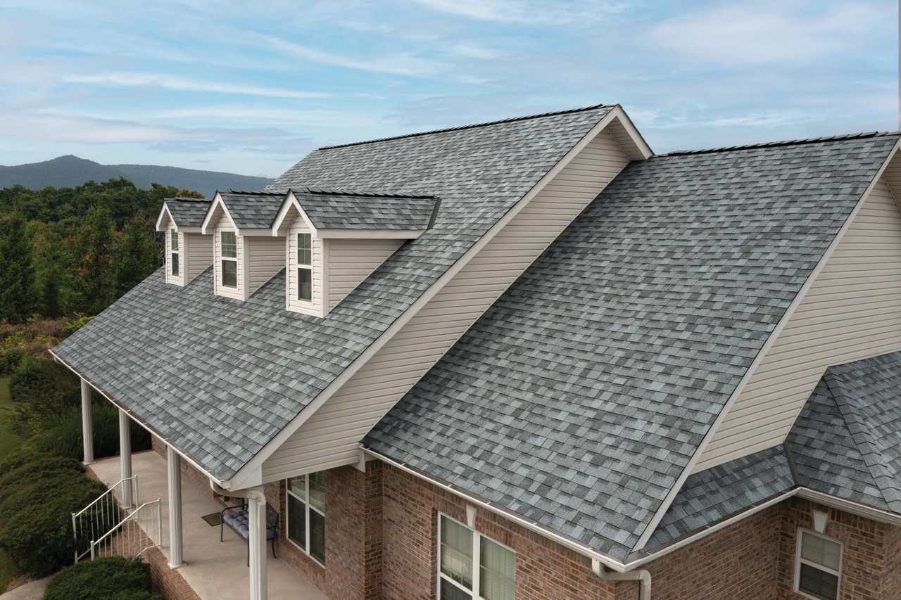 Florida home with Dynasty Frostone Grey roof