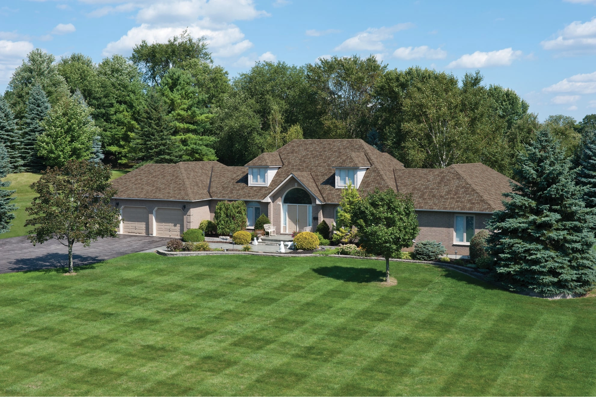 Florida home with Royal Estate Harvest Slate roof
