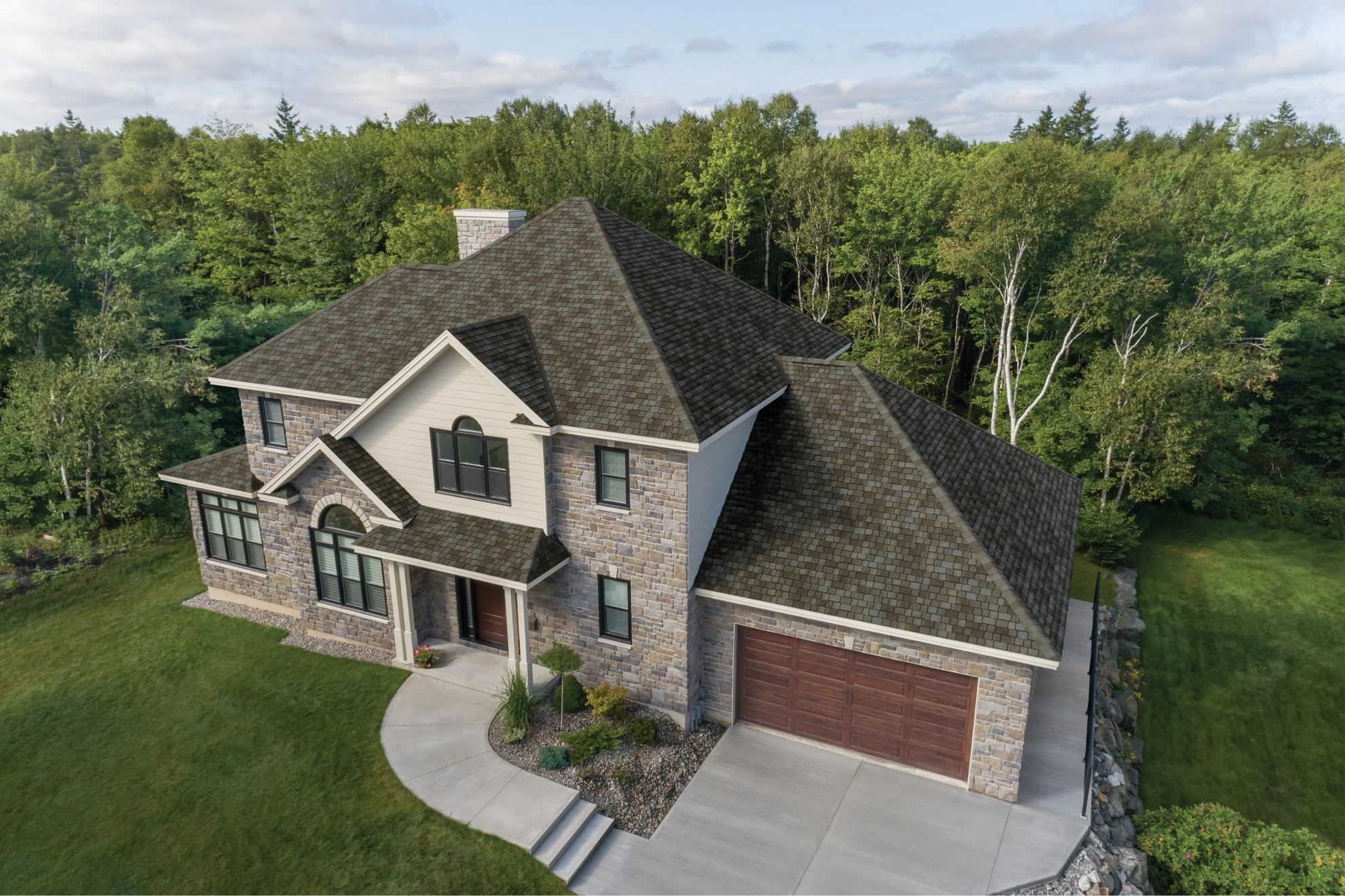 Florida home with Royal Estate Taupe Slate roof