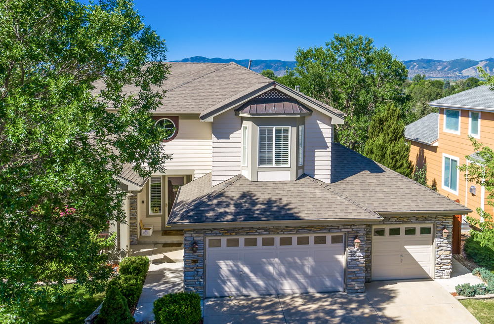 Florida home with Vista AR Weathered Wood roof