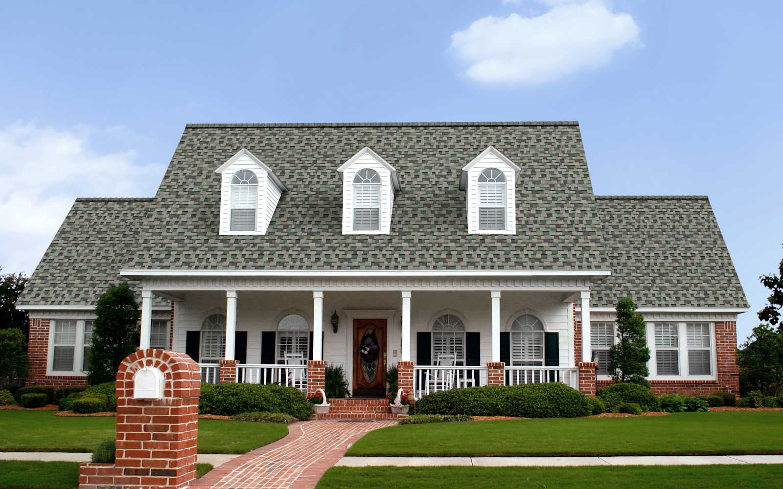 Home with Owens Corning Duration Designer Evergreen Mist roof