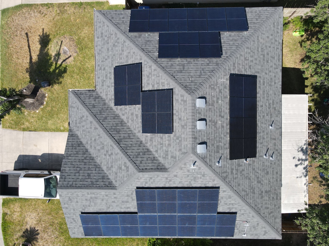 Florida home with Duration Estate Gray roof