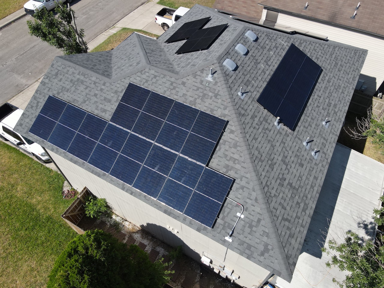 Florida home with Duration Estate Gray roof