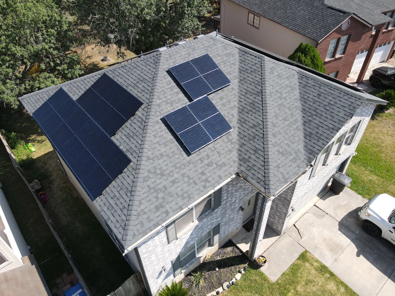Florida home with Duration Estate Gray roof