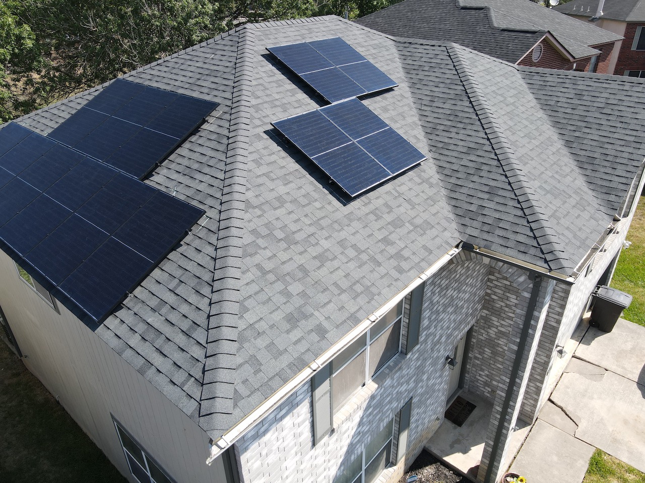 Florida home with Duration Estate Gray roof