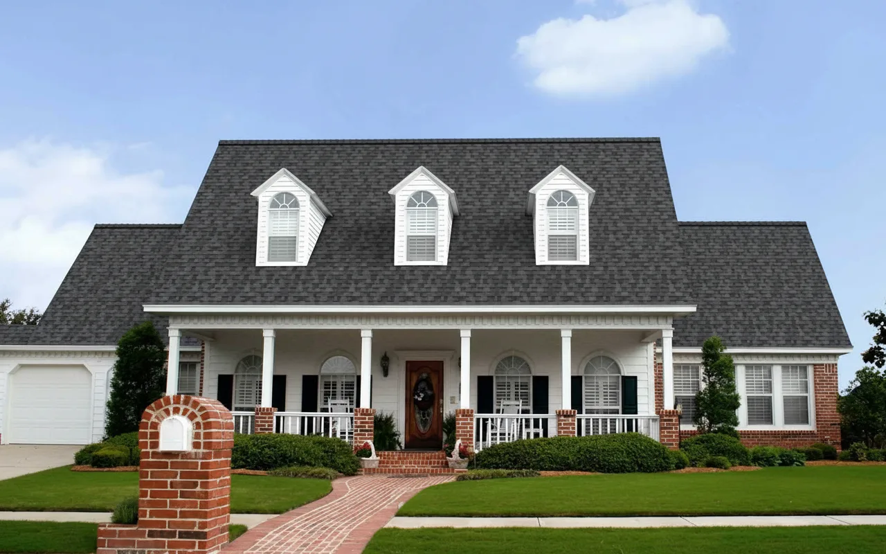 Florida home with Duration Williamsburg Gray roof