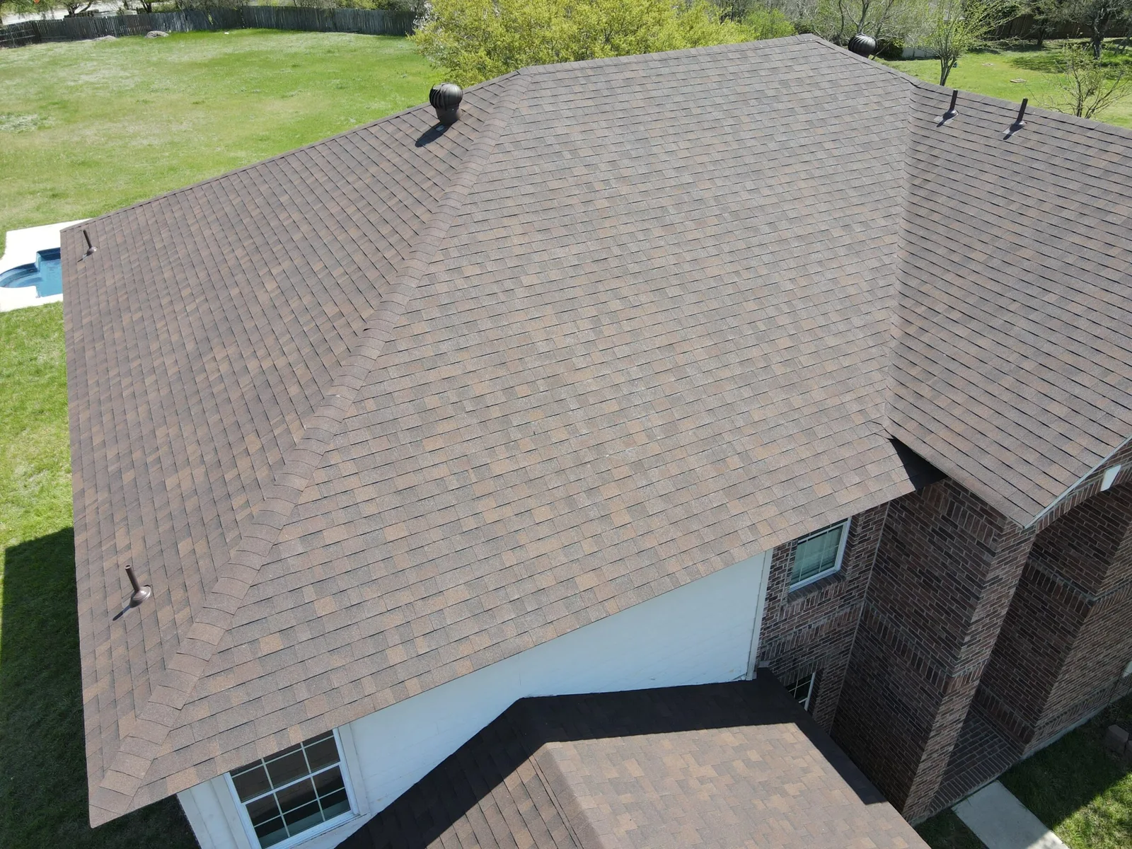 Florida home with Oakridge Brownwood roof