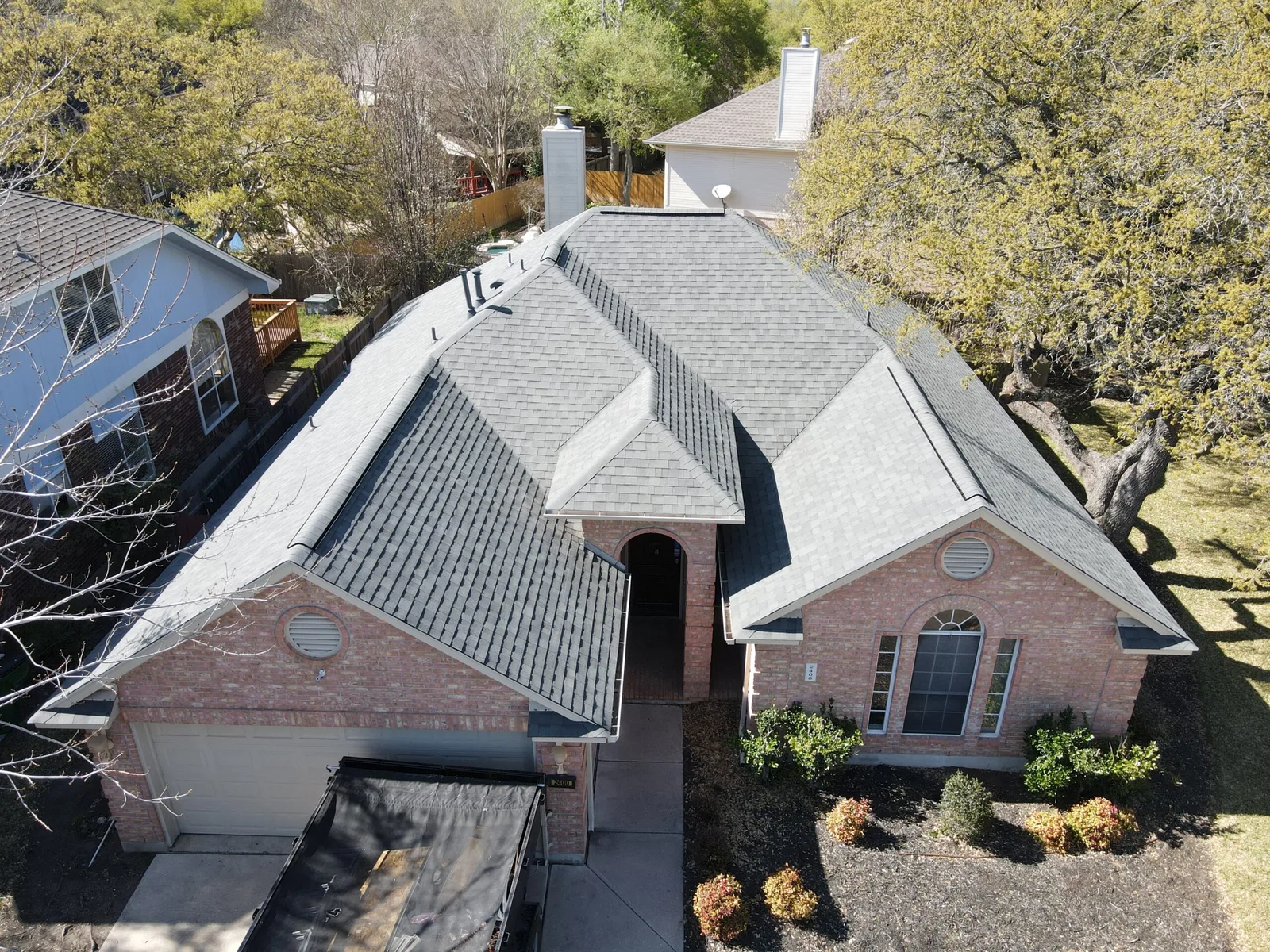Florida home with Oakridge Estate Gray roof