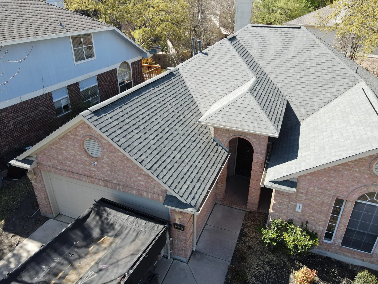 Florida home with Oakridge Estate Gray roof