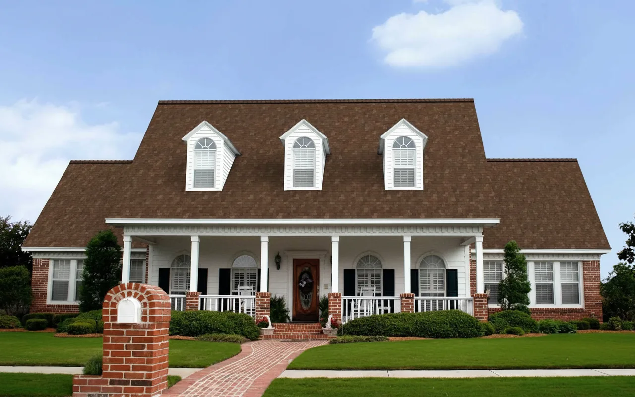 Florida home with Woodcrest Timber roof
