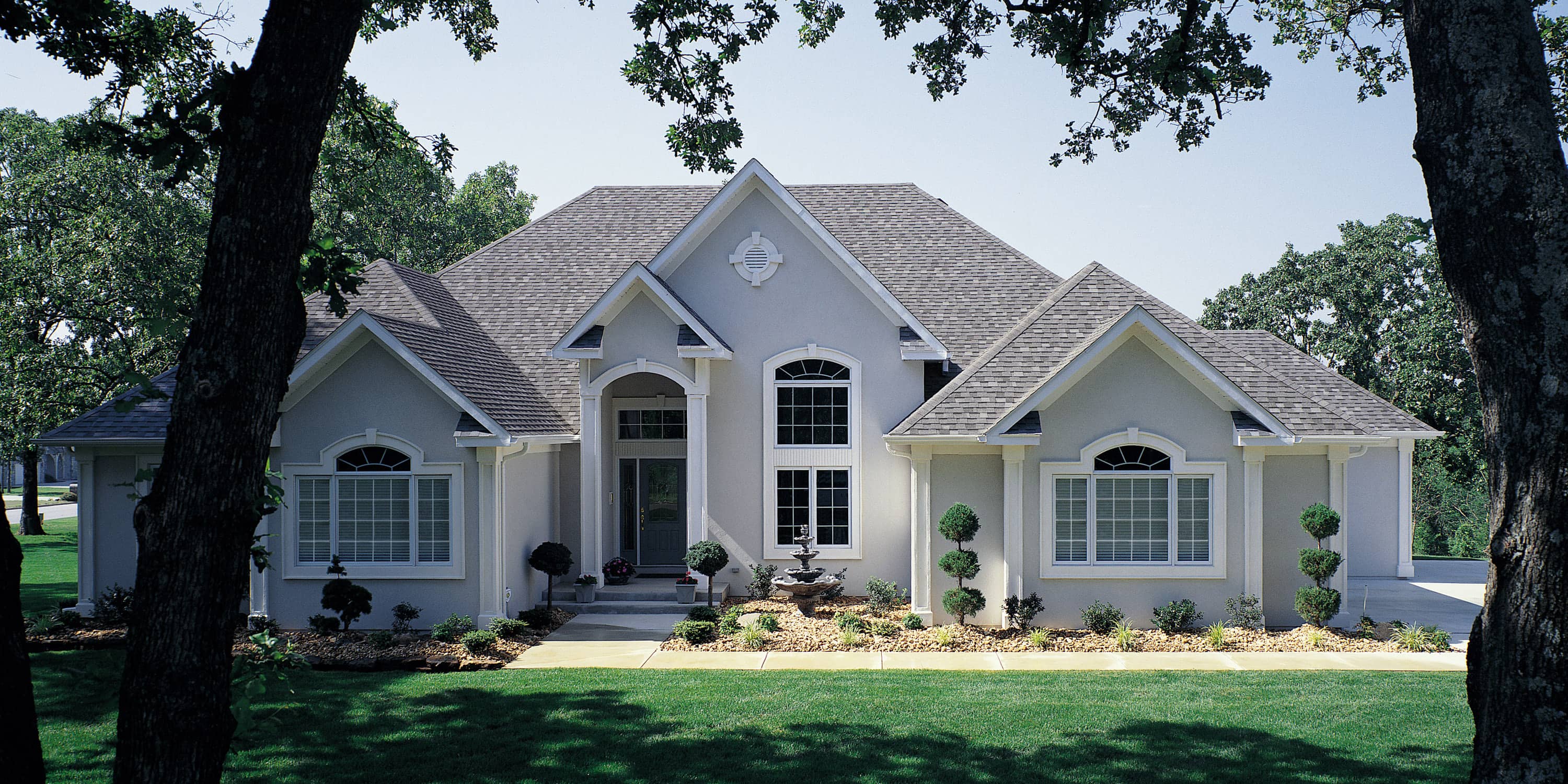 Florida home with Heritage Antique Slate roof