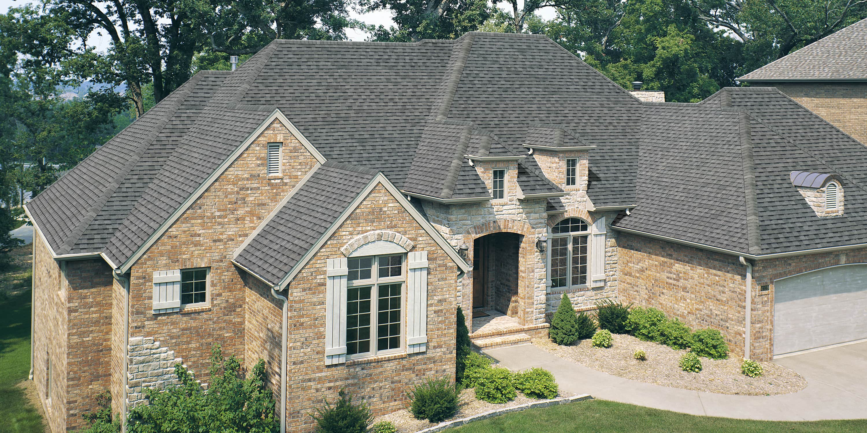 Home with TAMKO Heritage Virginia Slate roof